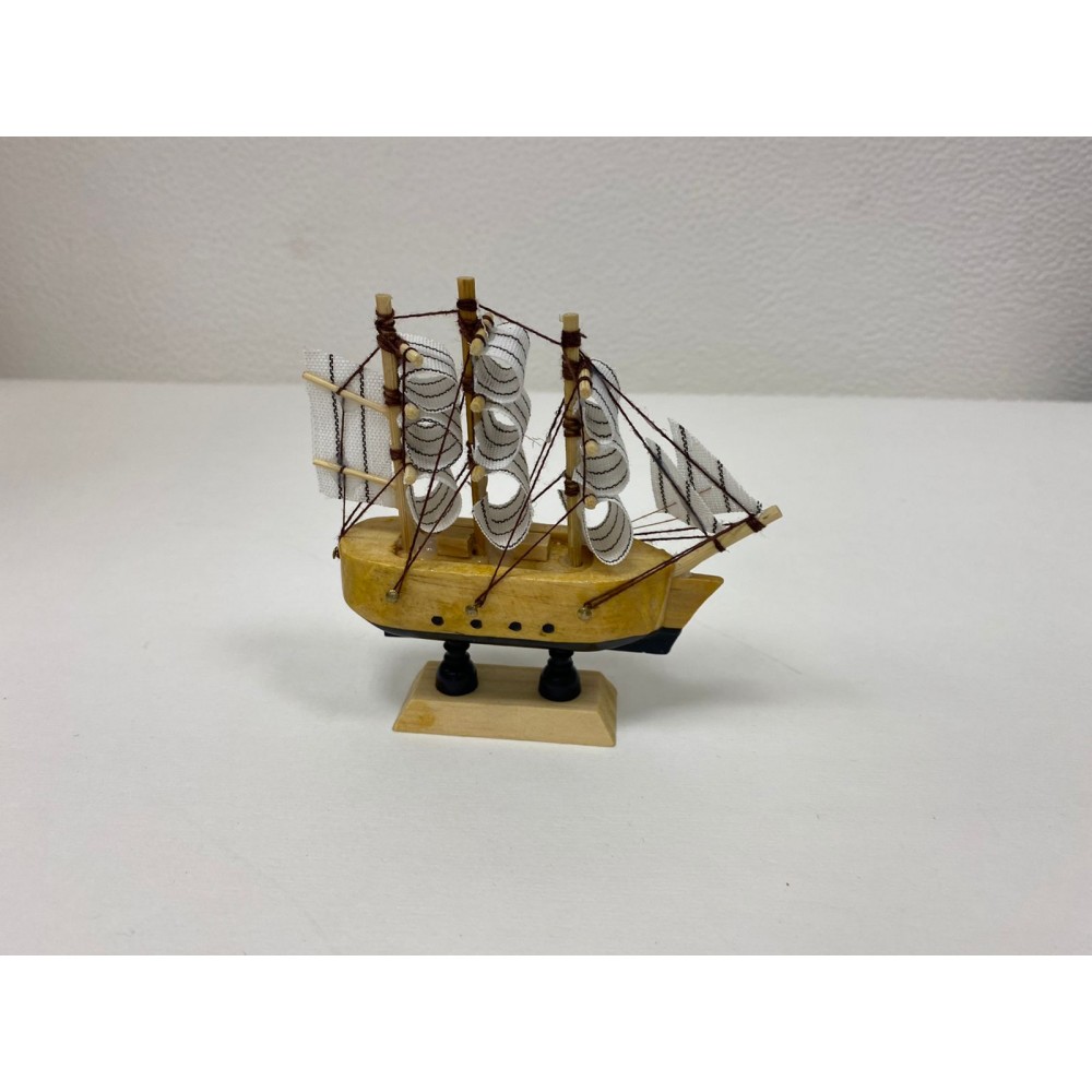 Модель парусной лодки Confection- Деревянные парусные лодки ручной работы 14см